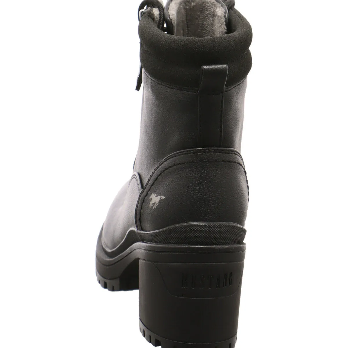 Mustang Schnürstiefelette schwarz Hot